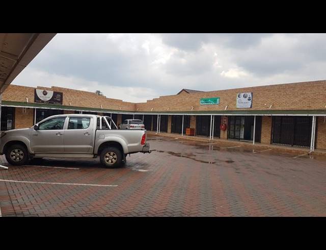 BUSINESS PROPERTY TO RENT IN GREENHILLS